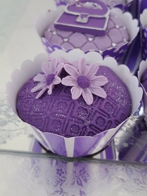 Purple Cupcakes4